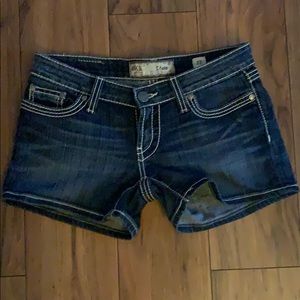 BKE size 27 shorts